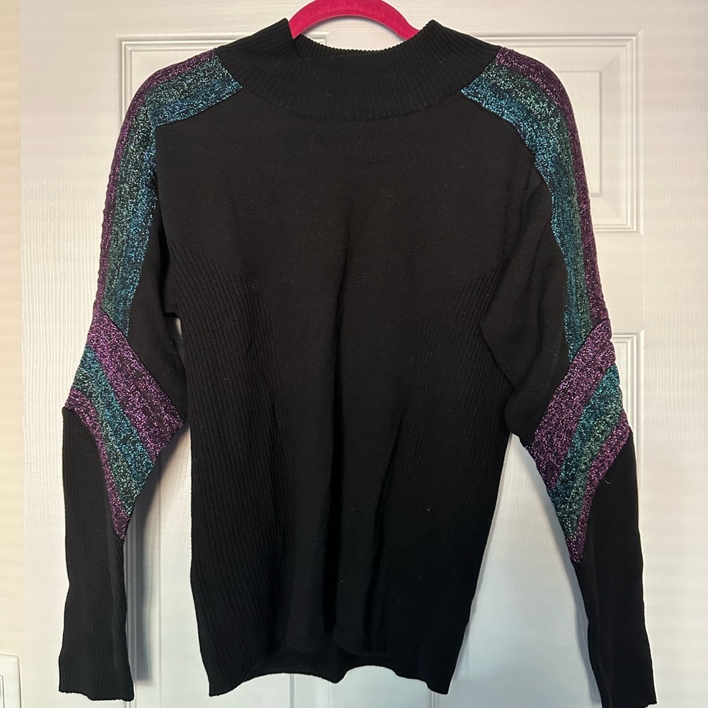 NWOT CIRCUS HOTEL SWEATER! SIZE M!